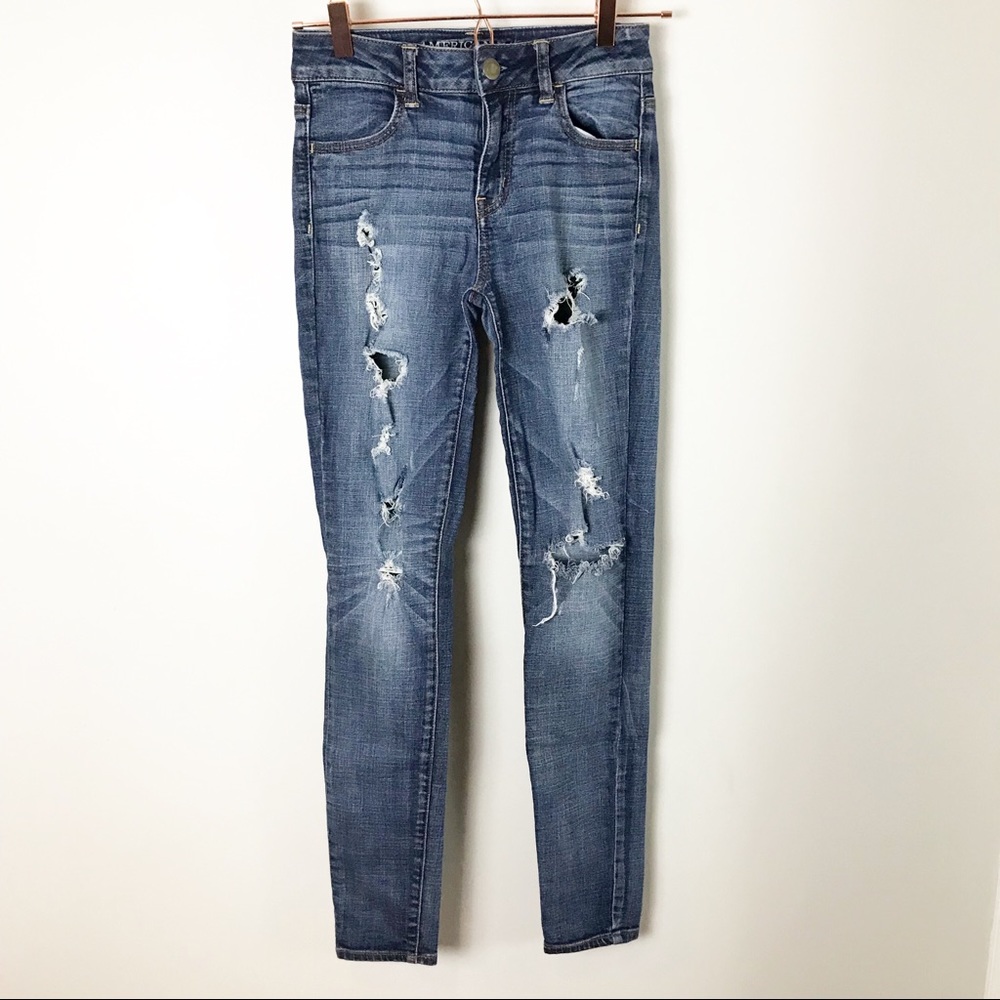 American Eagle | Distressed Hi-Rise Jegging 0